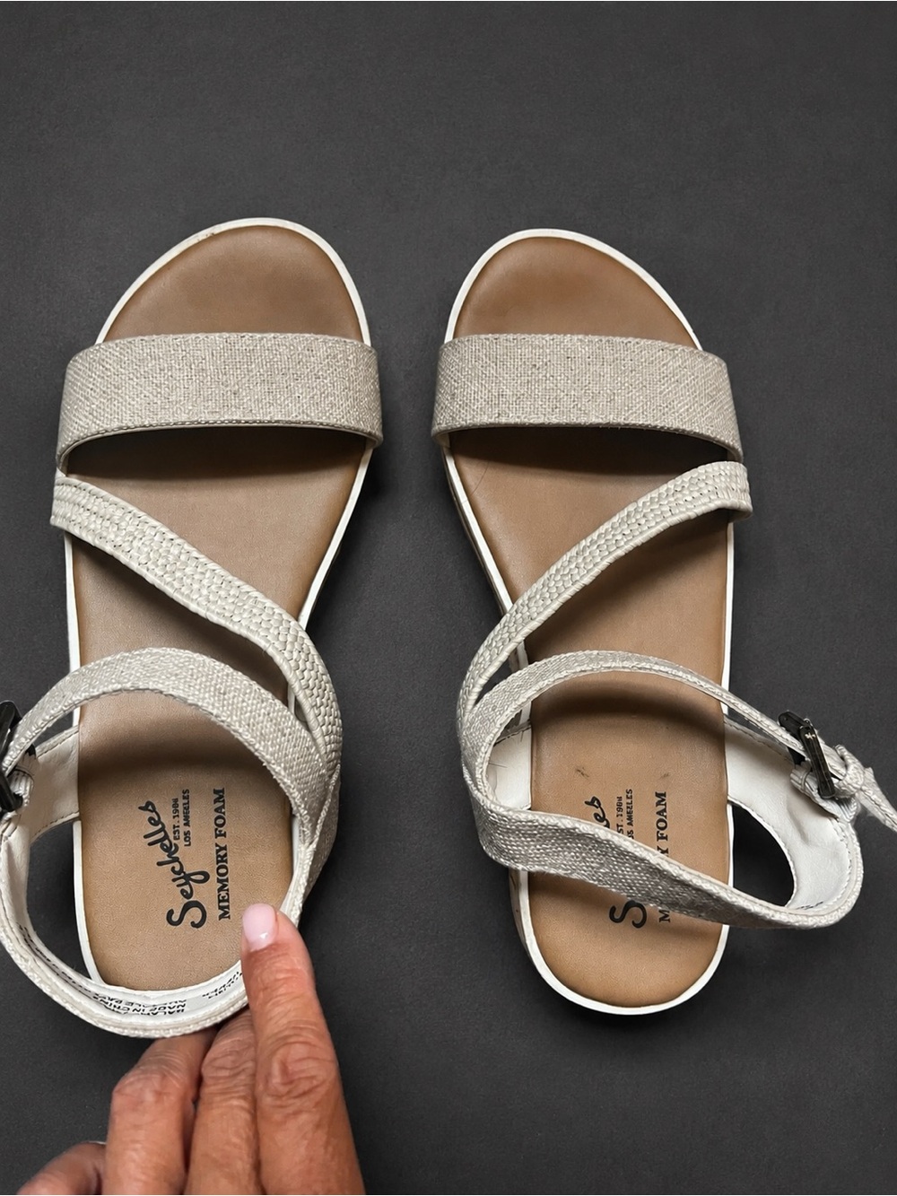 Seychelles “Judy” Memory Foam Platform Sandals – Size 5.5